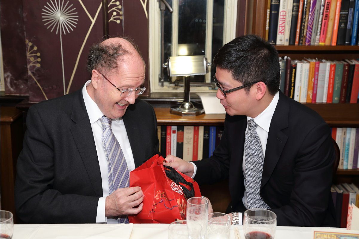 20121105 Trinity Dinner in HK with Sir Gregory Winter46